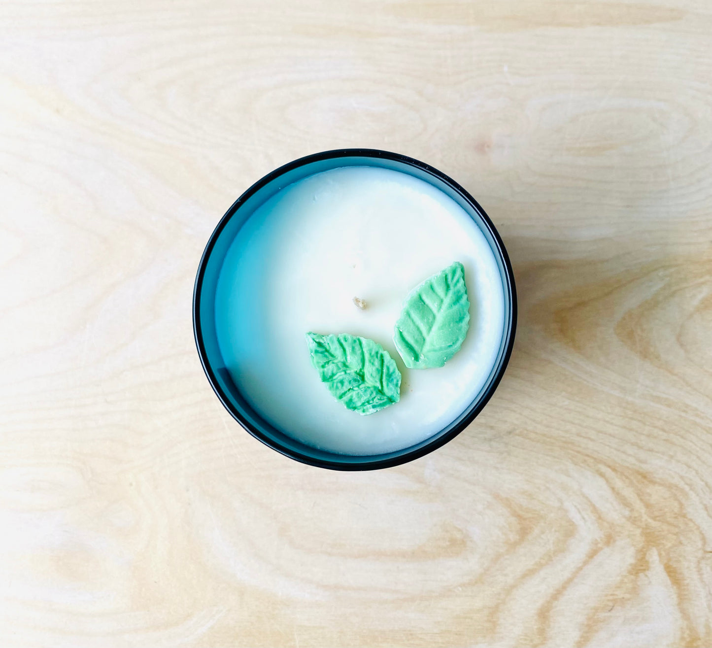 De Vine, Tomato Vine Scented Soy Candle, Hand Poured
