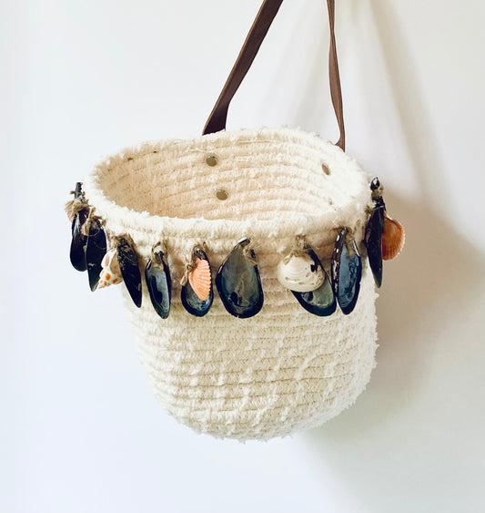 Seashell hanging basket, Storage Container