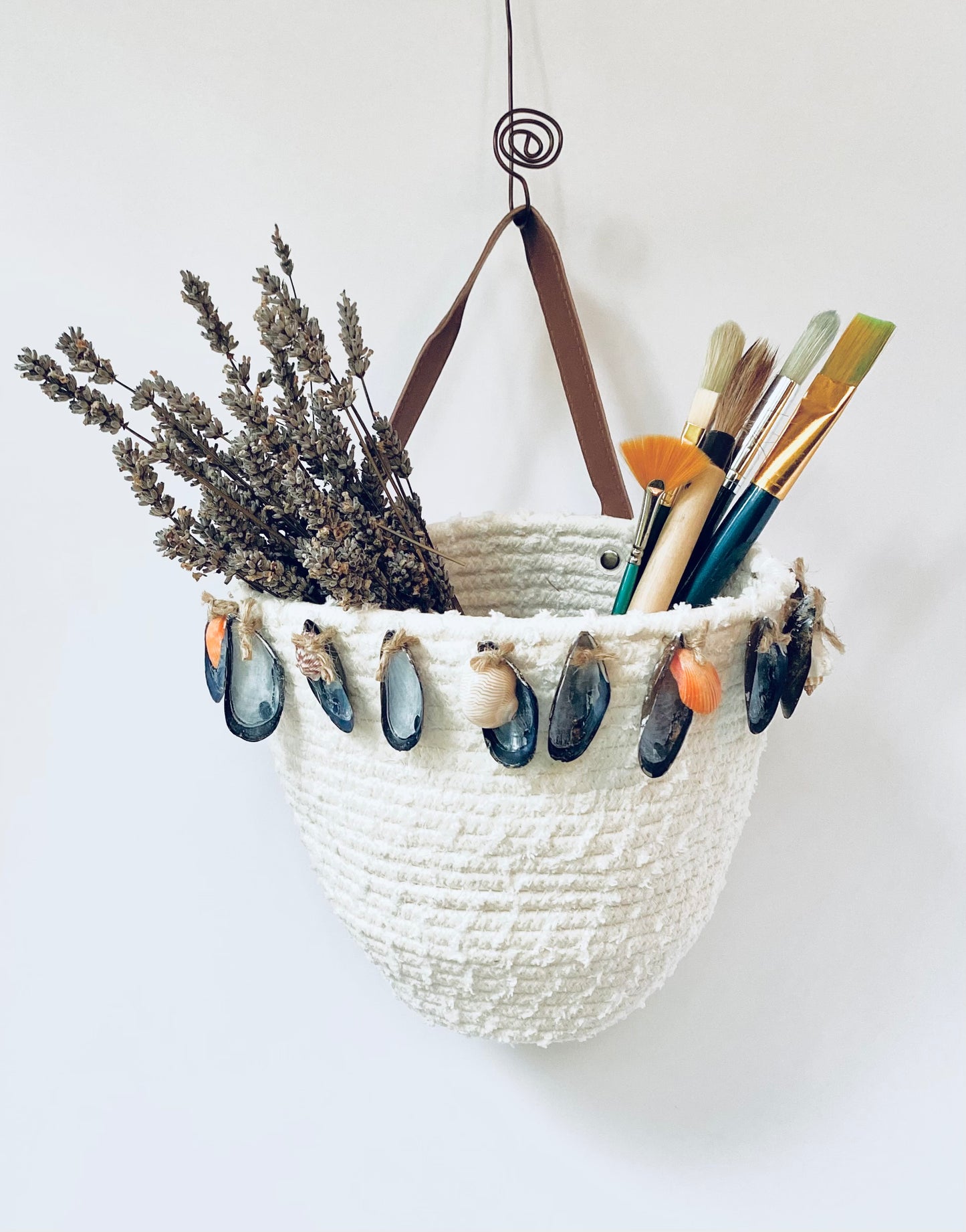 Seashell hanging basket, Storage Container